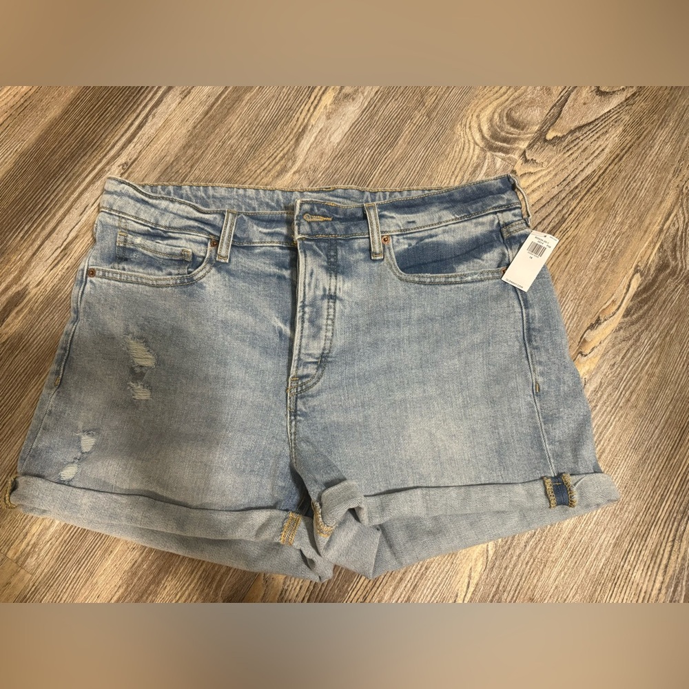 Old Navy Jean shorts NWT